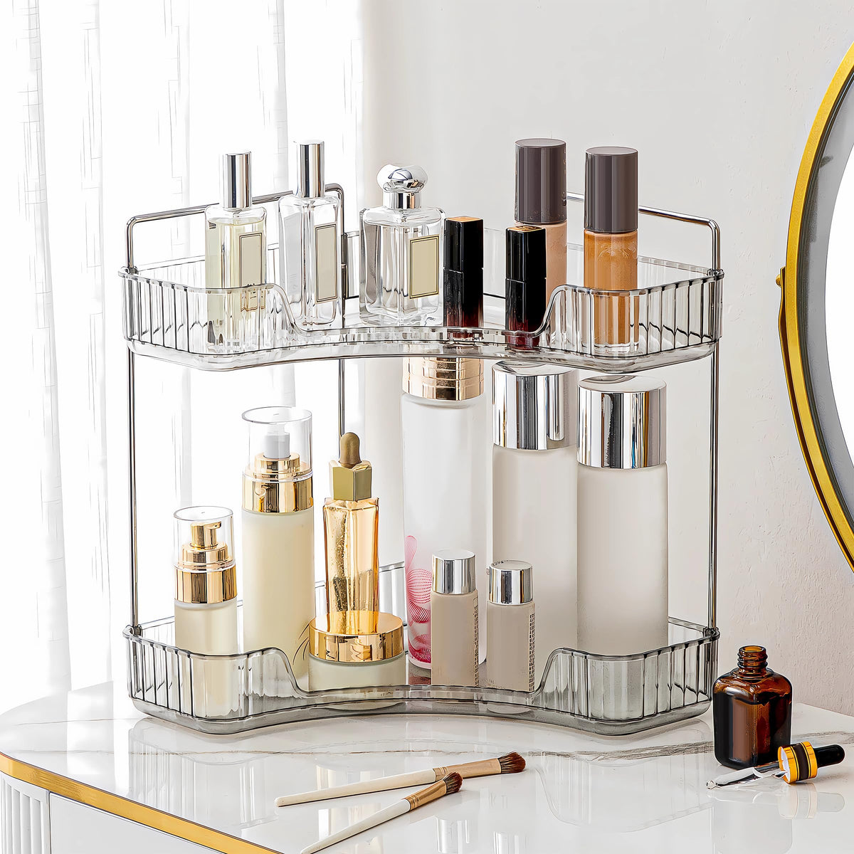Weidace front view showing two-tier corner shelf keeping vanity tidy