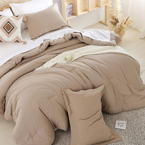Weigelia close-up of microfiber comforter texture demonstrating soft, smooth fabric for comfortable sleep