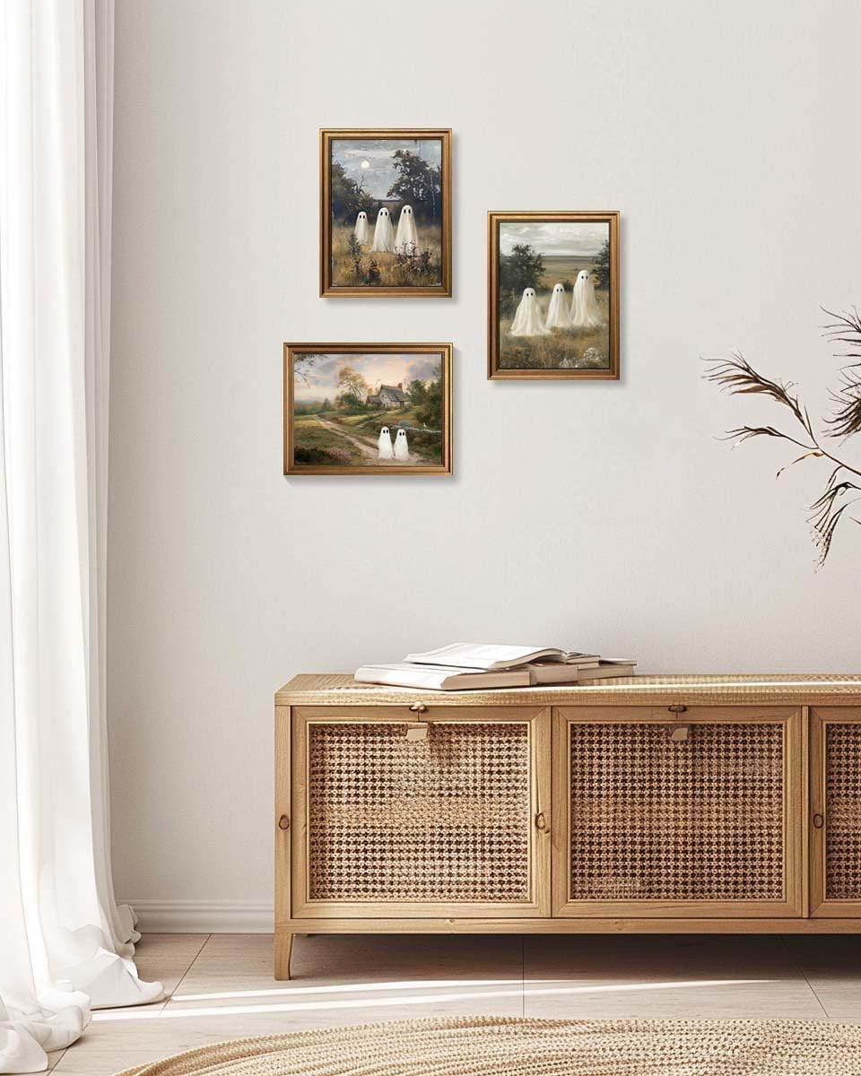 Wemandh in-room lifestyle styled display showing scale and seasonal charm in living room