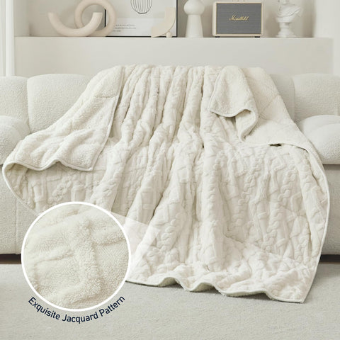 Wemore blanket on bed lifestyle scene creating inviting restful atmosphere