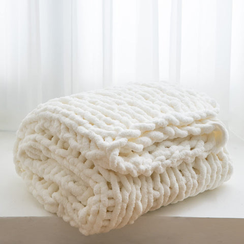 WESHIONGOO front folded cream throw showing neat presentation and soft look