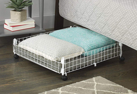 Whitmor close-up of wire grid and frame highlighting durable construction