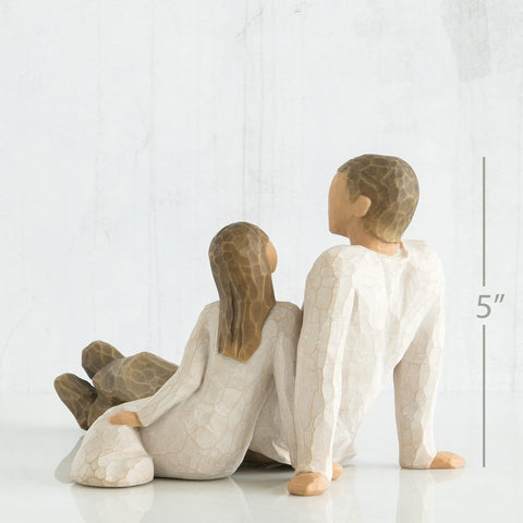 Willow Tree close-up of hand-painted texture and carved detail highlights artisan quality