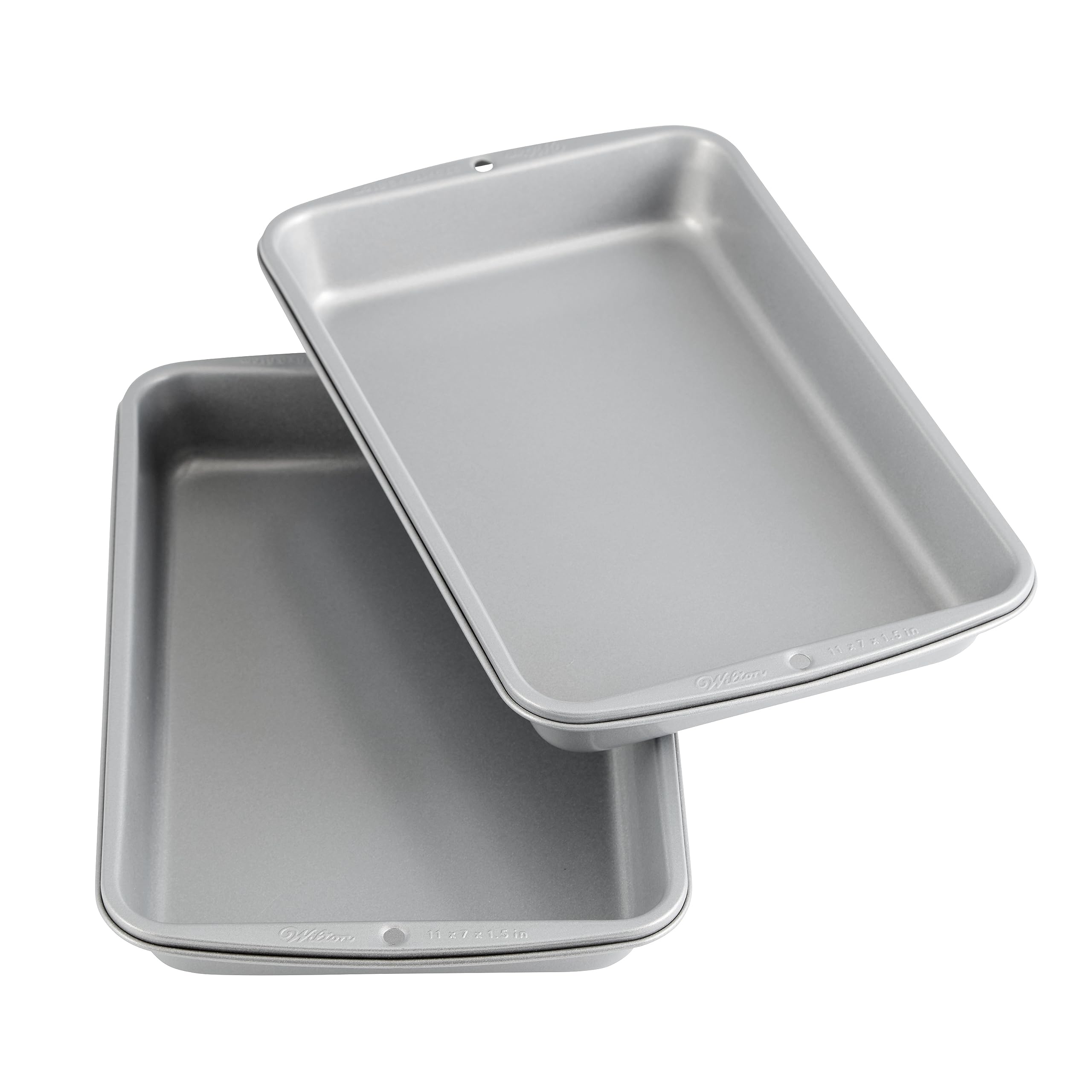 Wilton front view of pan showing shape and rim for consistent baking