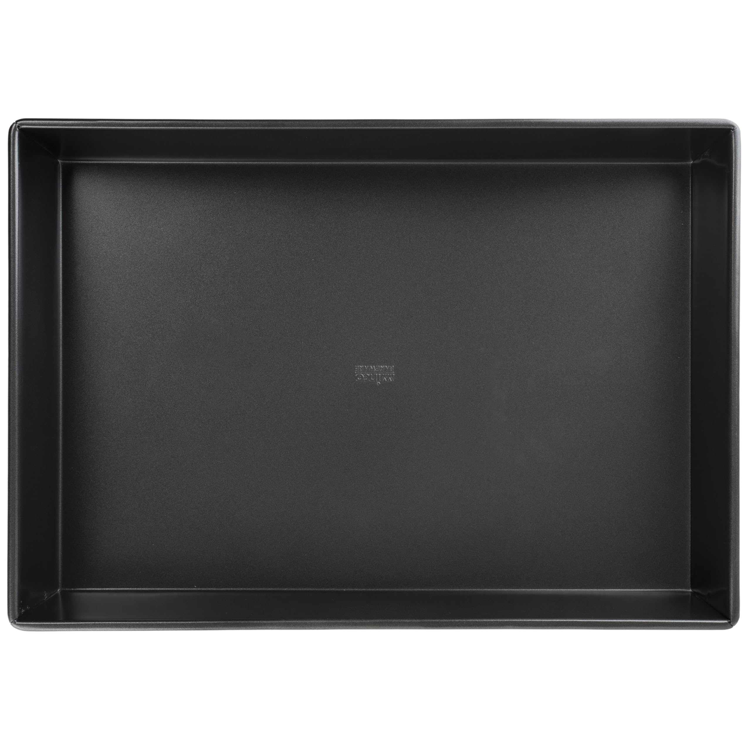 Winco close-up of rolled edge detail for durability and safe handling
