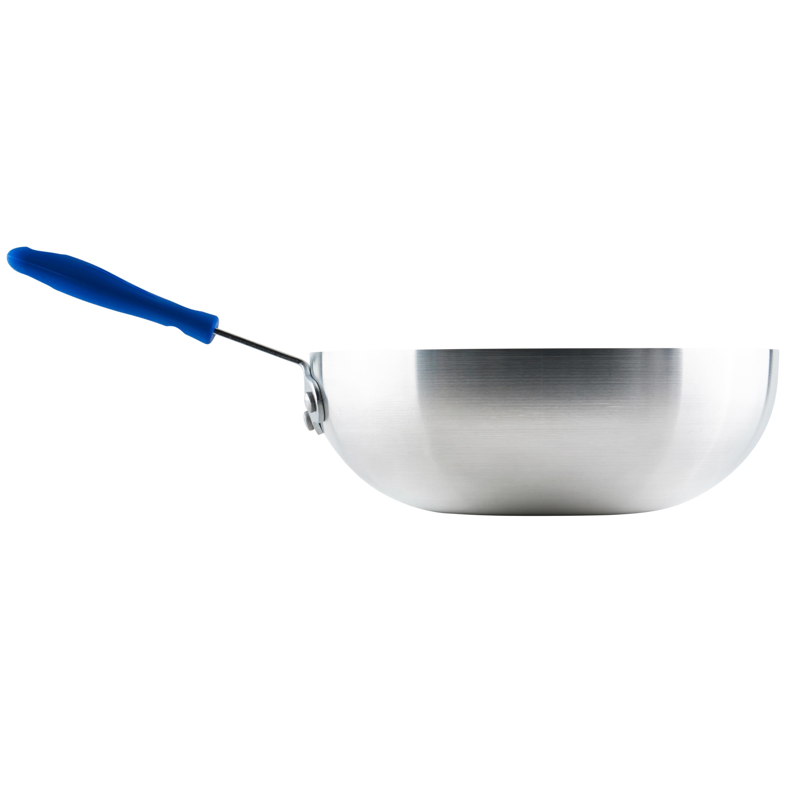 Winco close-up of flat bottom showing stable stovetop contact and even heat