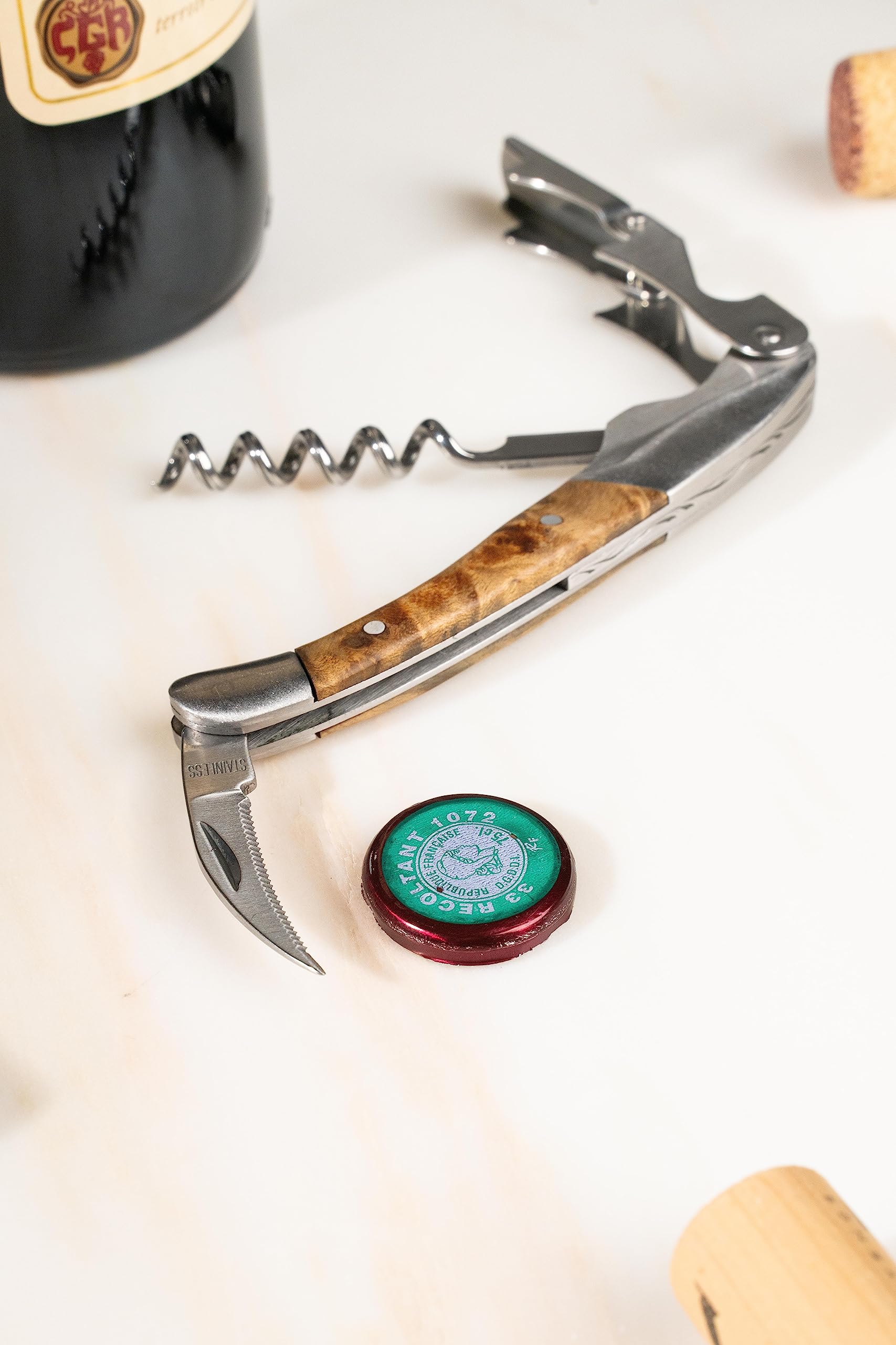 Wine Chic label and materials highlighting rosewood and 420 stainless steel durability