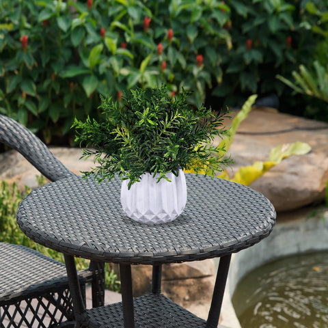 Winlyn pot detail showing matte concrete finish for a contemporary, non-reflective look