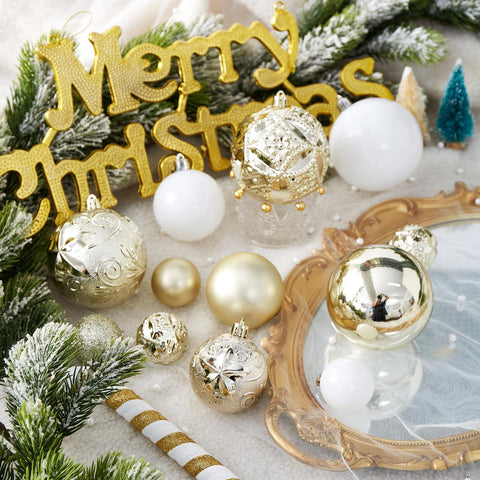 Wironlst ornament cap and wire loop detail for easy secure hanging