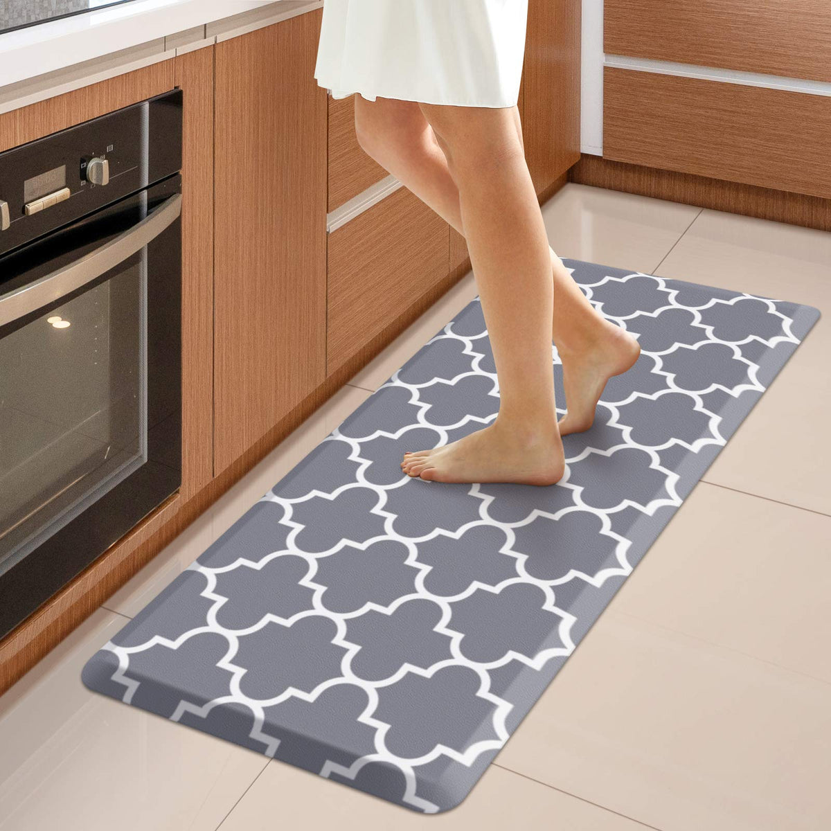 WISELIFE front view of grey mat showing cushioned surface and comfort