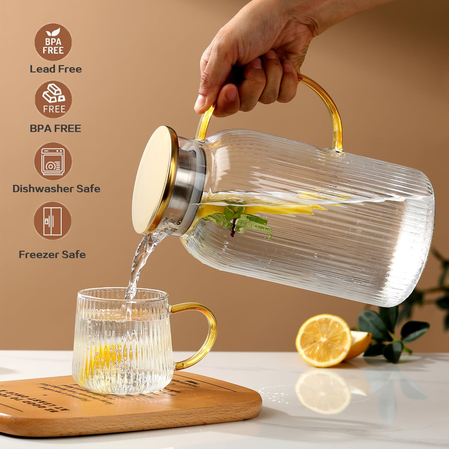 Wlasss pitcher pouring liquid cleanly, demonstrating controlled drip-free pouring