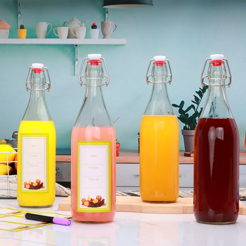 Woaiwo-q bottle in hand illustrating 32oz size and everyday usability