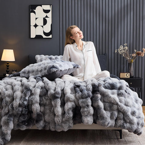 Wonderful 3D sculpted bubble texture detail showing plush depth and long-lasting loft benefit