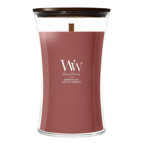 WoodWick(ウッドウィック) front view of cinnamon chai hourglass candle showing elegant glass