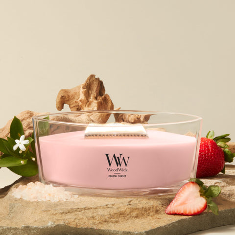WoodWick(ウッドウィック) wooden Hearthwick wick close-up with crackling ambiance benefit