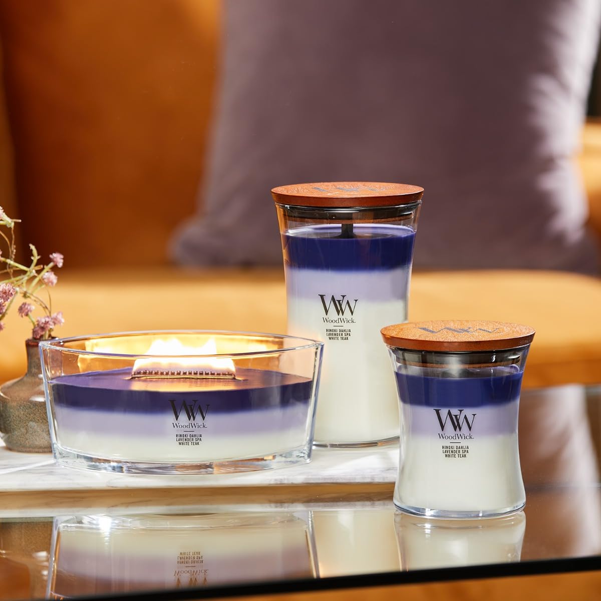 WoodWick detail of large wax melt pool releasing layered fragrance evenly