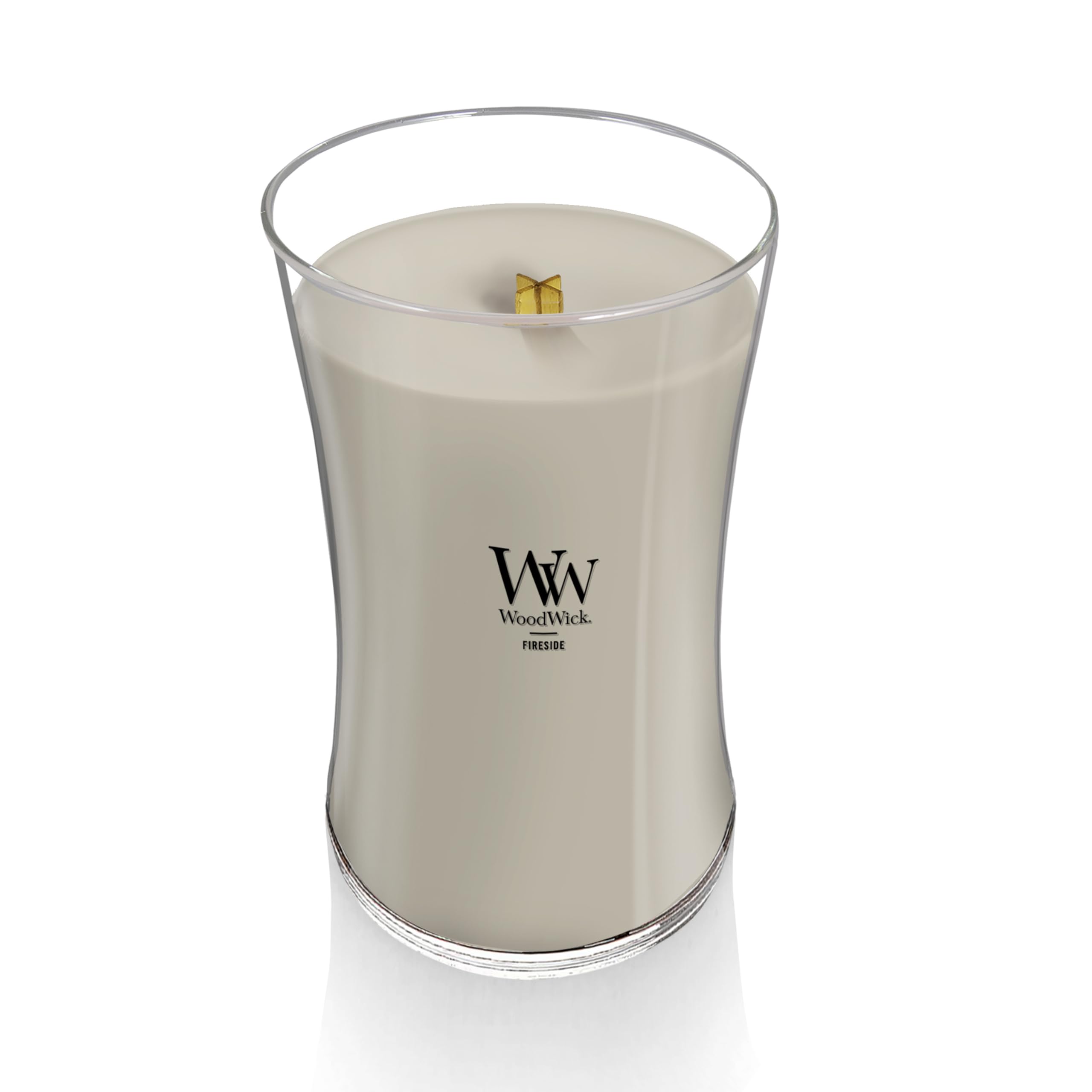 WoodWick wax texture detail highlighting smooth melt pool benefit: even burn