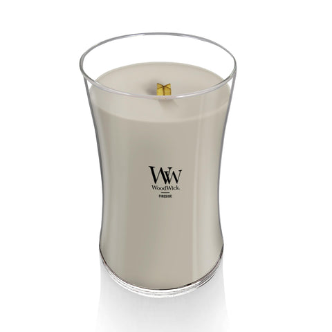 WoodWick wax texture detail highlighting smooth melt pool benefit: even burn