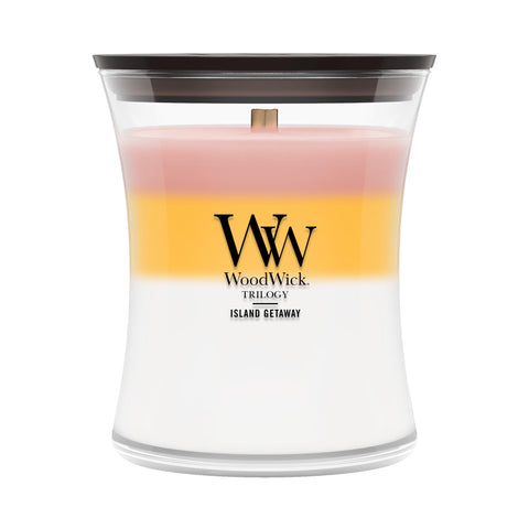 WoodWick(ウッドウィック) front view shows layered colors and brand appeal