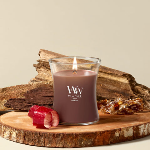 WoodWick close-up of wooden wick highlighting crackling wick benefit