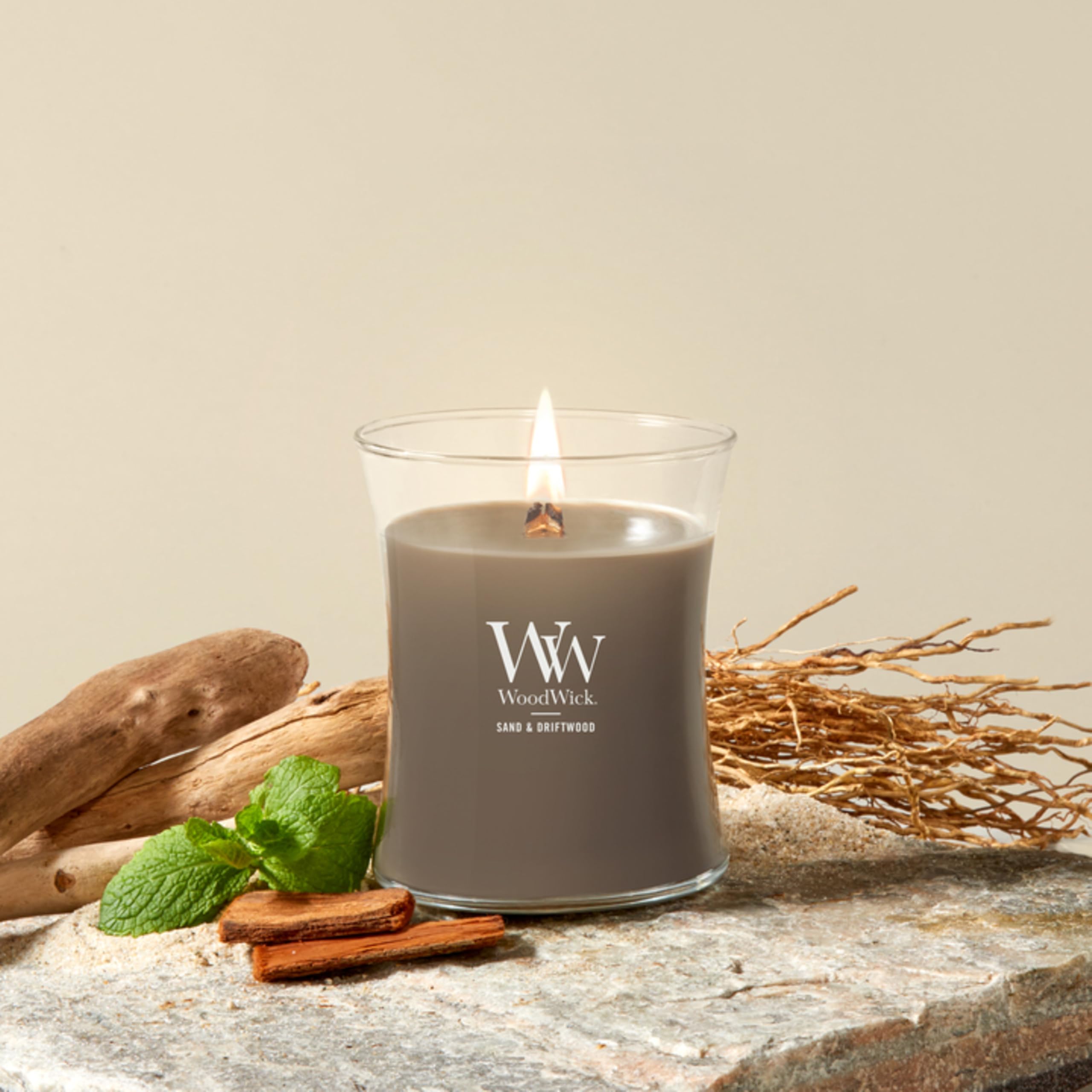 WoodWick wooden wick close-up displaying natural wick and soothing crackle benefit