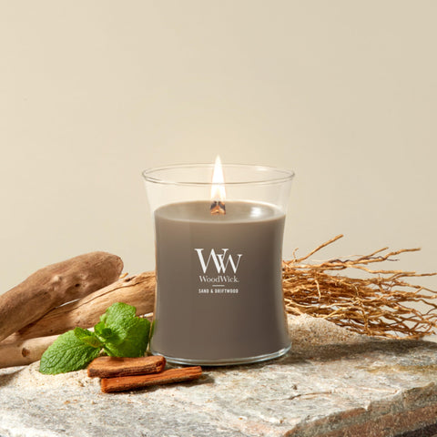WoodWick wooden wick close-up displaying natural wick and soothing crackle benefit
