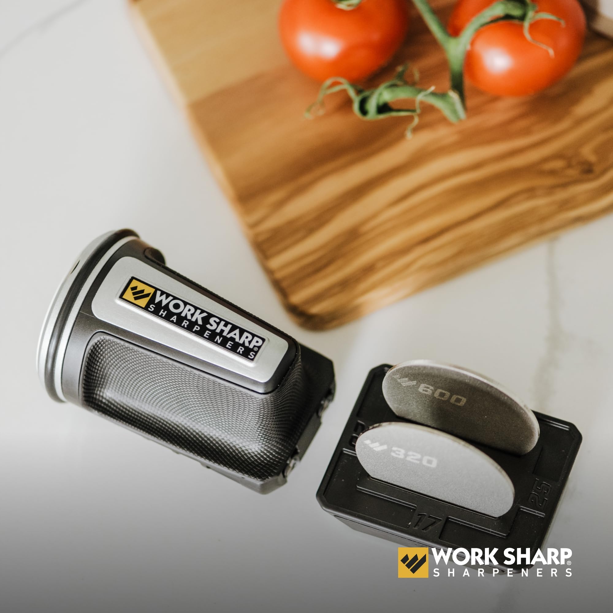 WORK SHARP magnetic angle block close-up for consistent sharpening