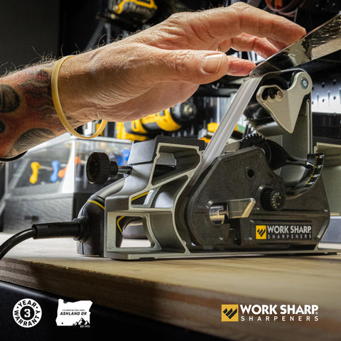WORK SHARP close-up of the Sharpening Guide Cassette for repeatable angles