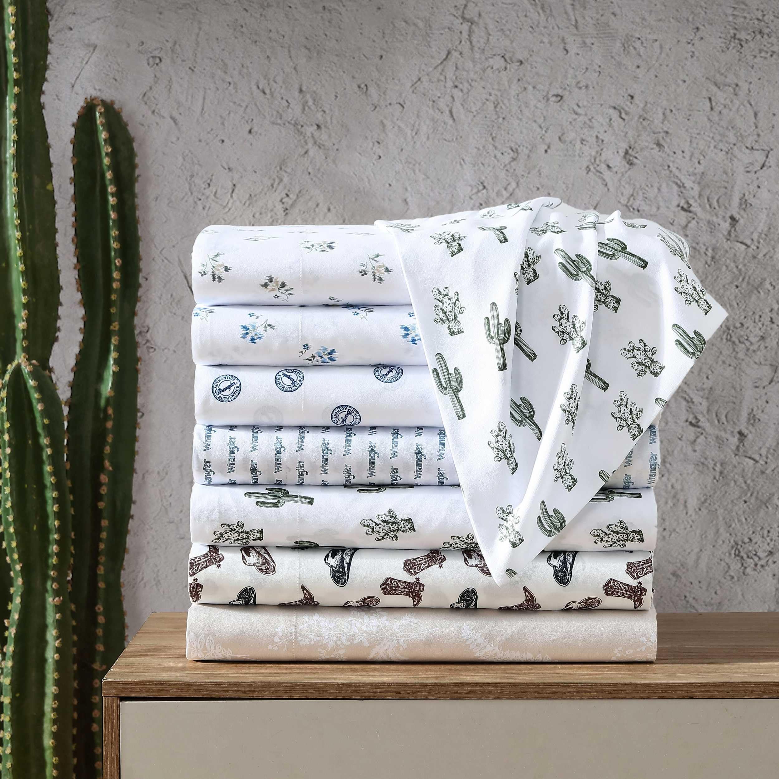 Wrangler fitted sheet deep-pocket detail demonstrating secure mattress fit