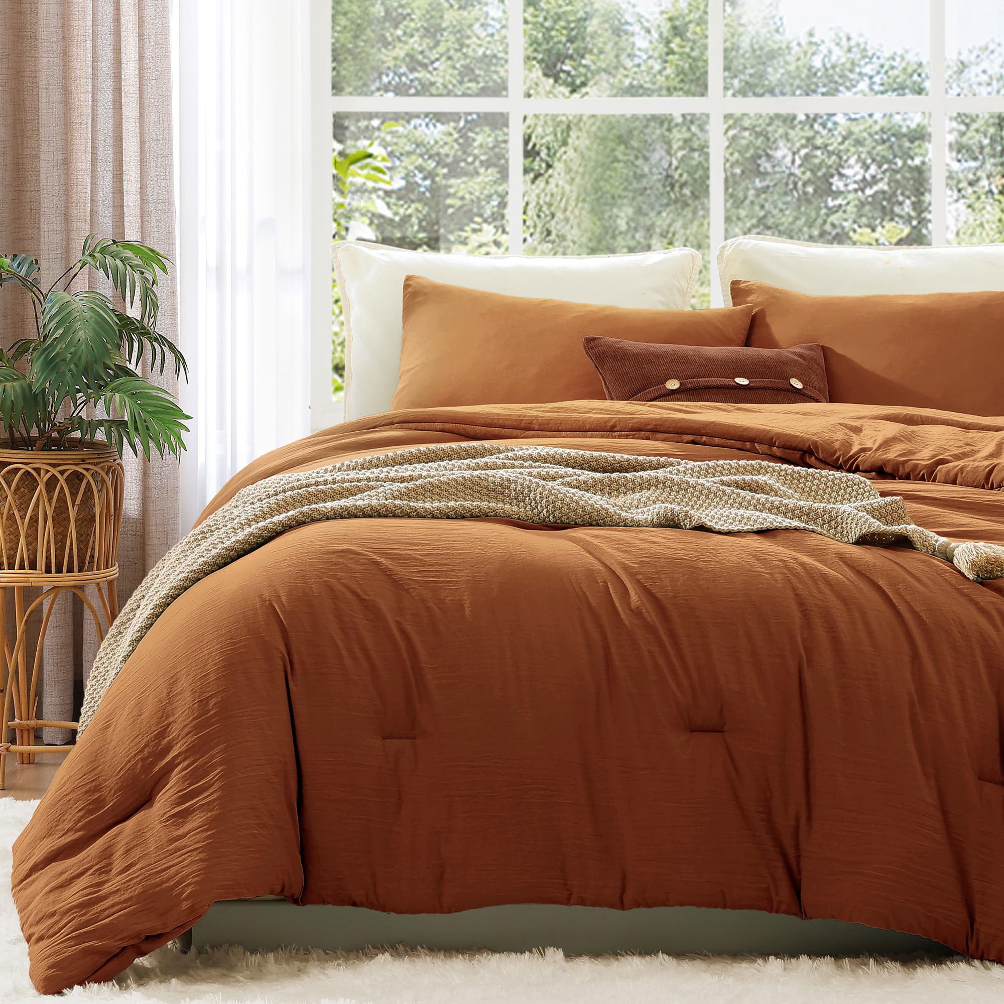 WRENSONGE comforter front packaging showing clean design and easy setup