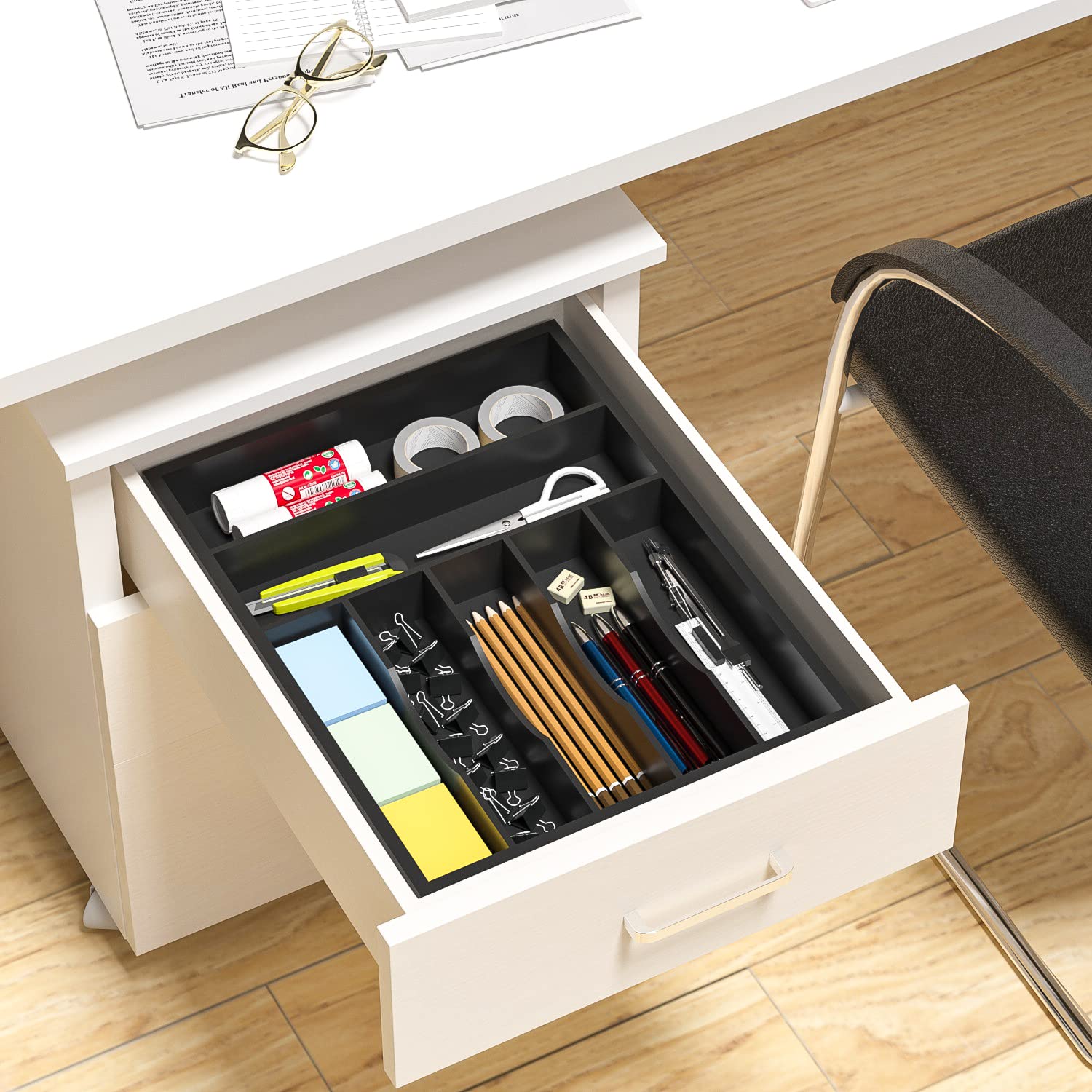 WUSHIZHUHUN organizer holding makeup brushes and cosmetics for tidy vanity