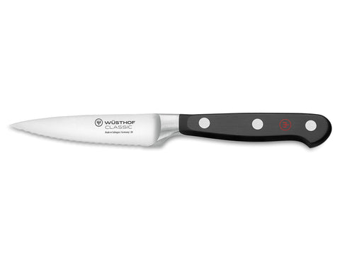 Wüsthof Classic front view showing compact paring profile and precise tip for control