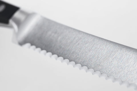Wüsthof Classic triple-riveted full-tang handle detail for secure grip and long-lasting strength
