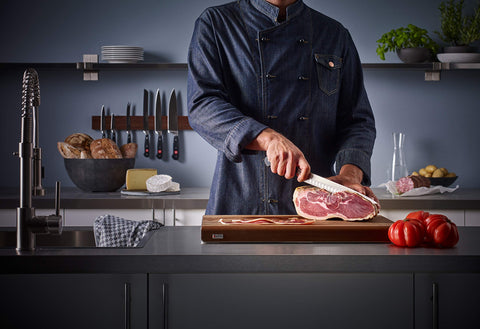 Wüsthof Classic full-tang handle view with triple rivets for balanced strength and durability