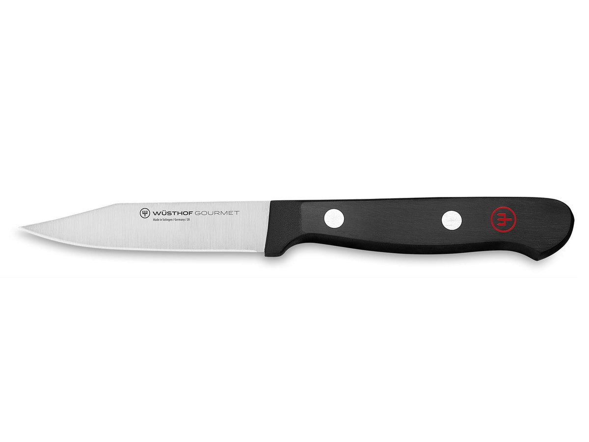 Wüsthof front view of 3 inch paring knife showing slim blade and balance benefit
