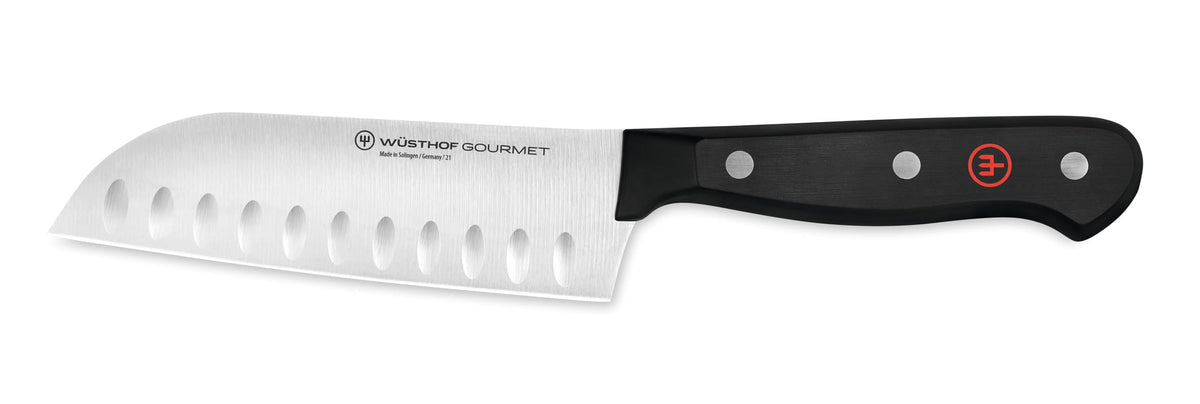 Wüsthof front view of 5-inch santoku showing blade and tip for precise cuts