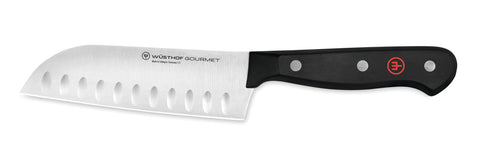 Wüsthof front view of 5-inch santoku showing blade and tip for precise cuts