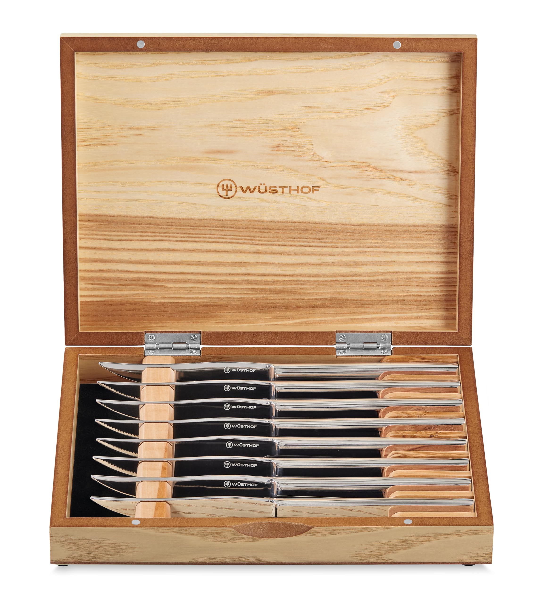 Wüsthof close-up of serrated blade showing precise edge for clean steak slicing