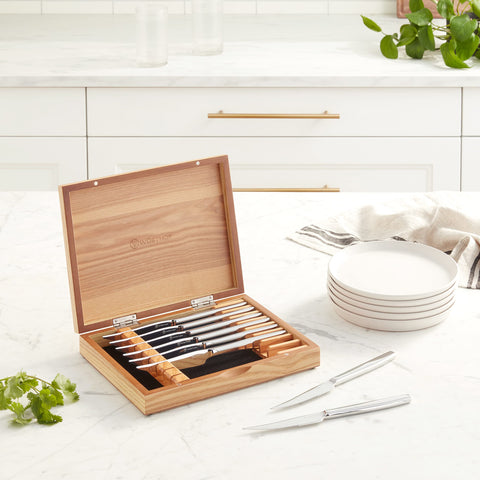 Wüsthof knife next to fork showing size and balance for comfortable handling