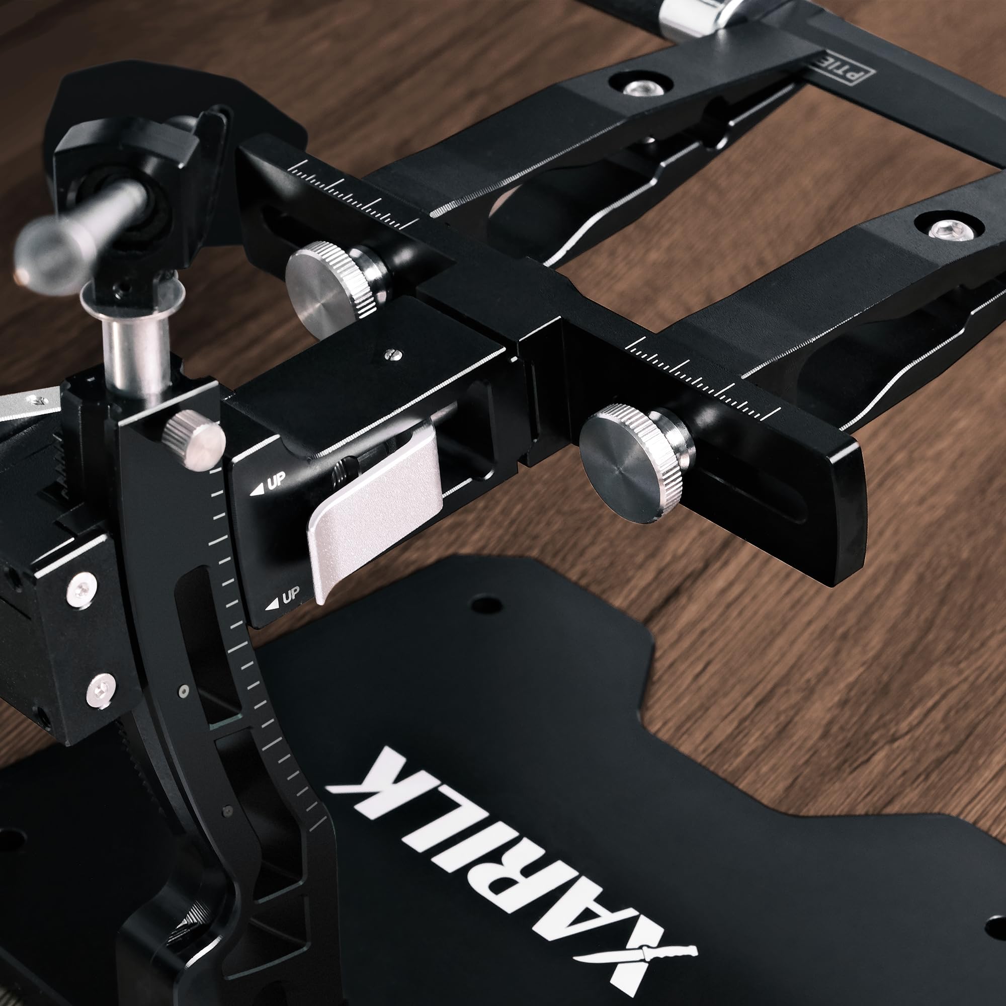 XARILK close-up of aluminum clamp highlighting durable construction and secure hold