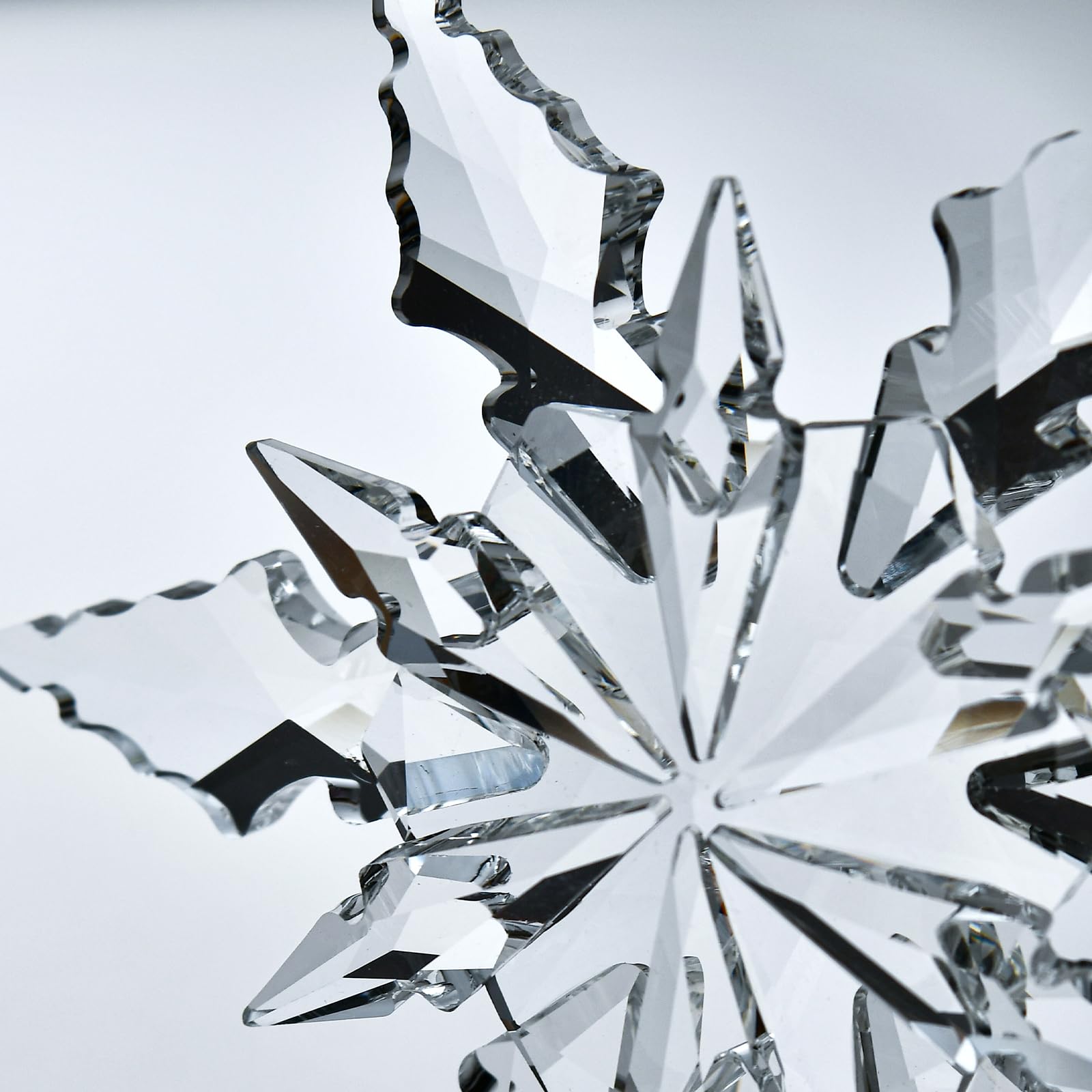 XIANGBAN tabletop centerpiece display adding refined decor and light-play benefit