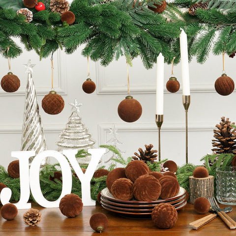 XmasExp wreath and garland styling, demonstrates versatile decorating use