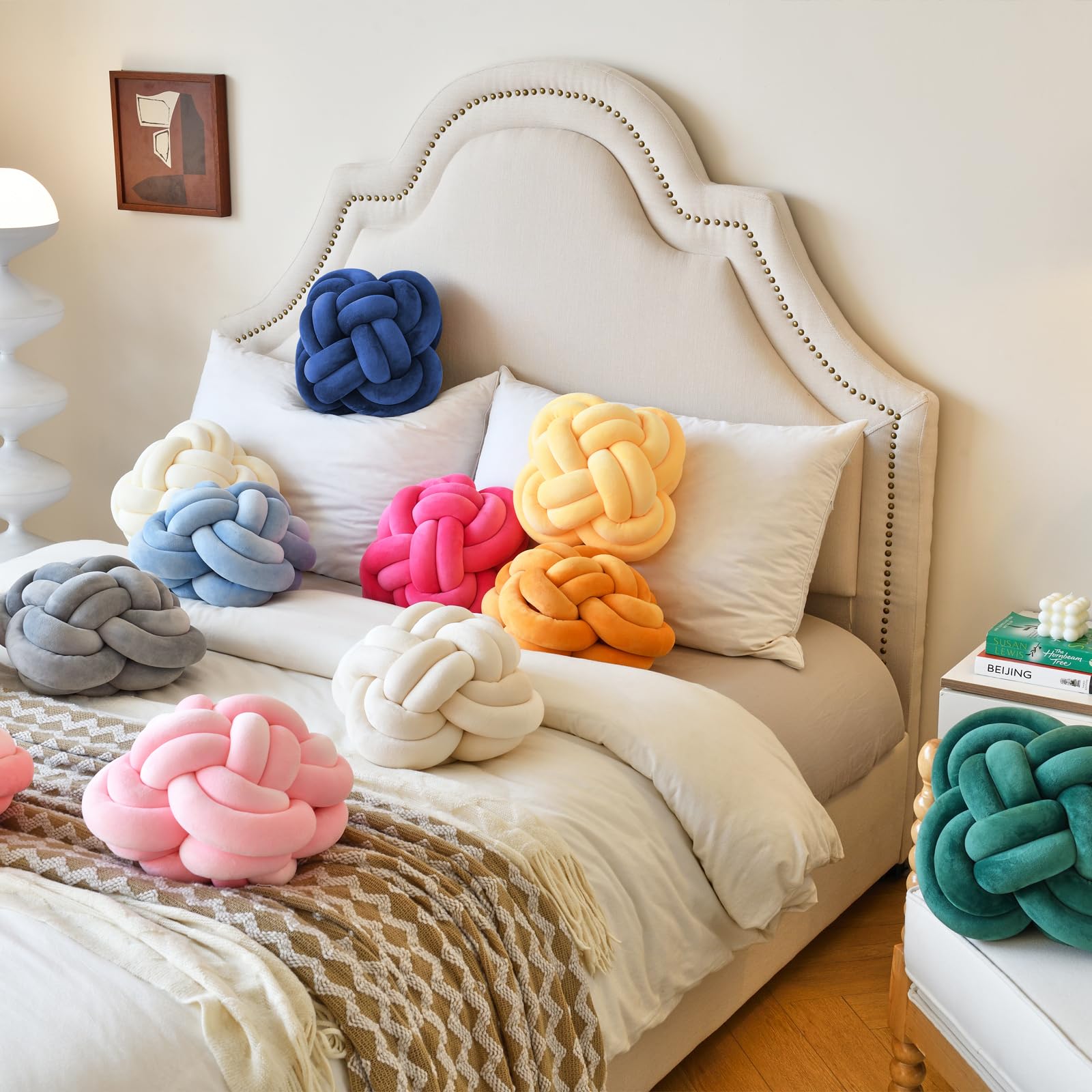Xuyier pillow packaging and label conveys ready-to-gift presentation