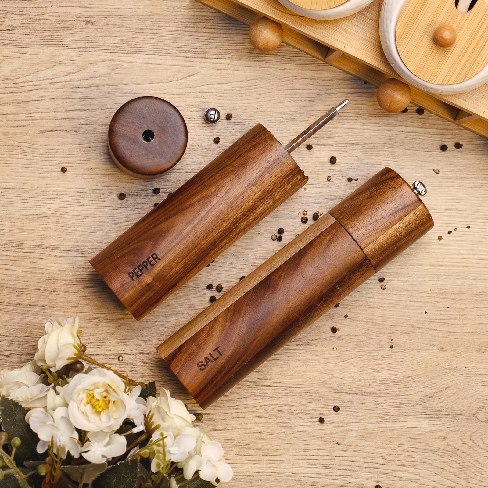 XWXO acacia grinders side profile highlighting ergonomic shape and grip