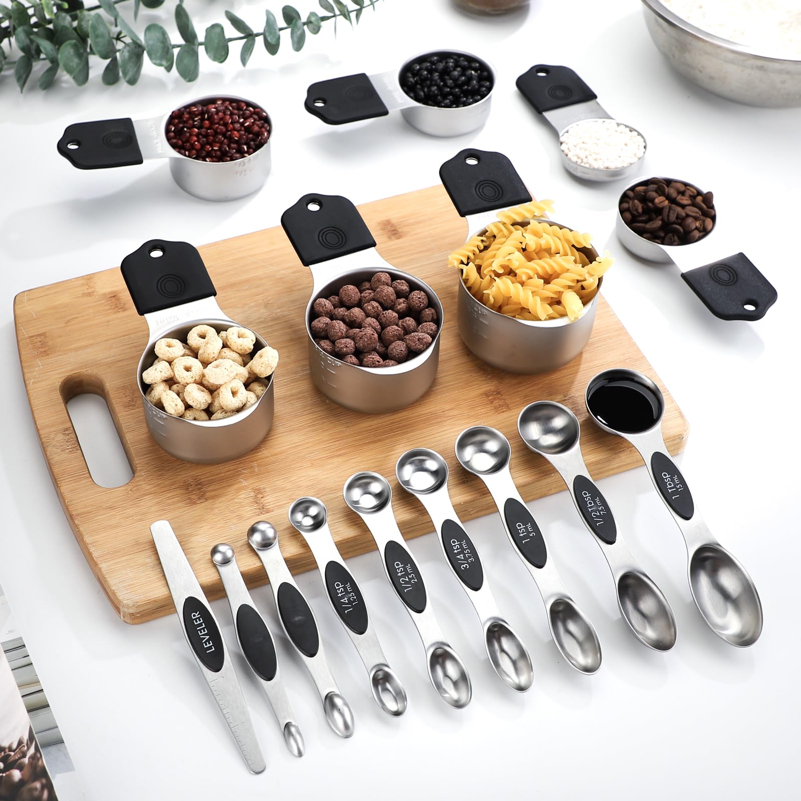 YAMOLIN set attached to fridge magnetically demonstrating space-saving storage