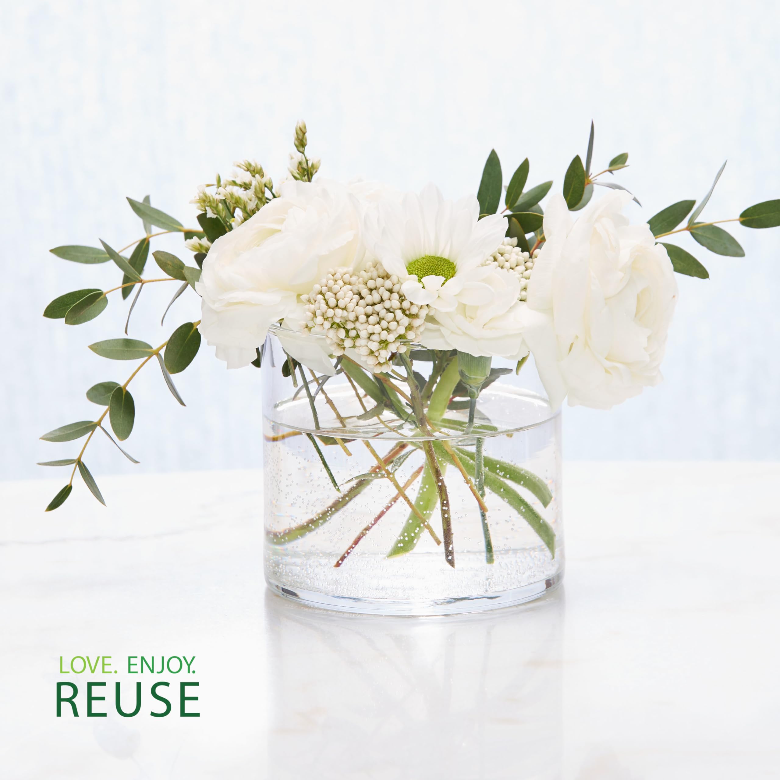 Yankee Candle gift-ready wrapped jar perfect for presentable gifting