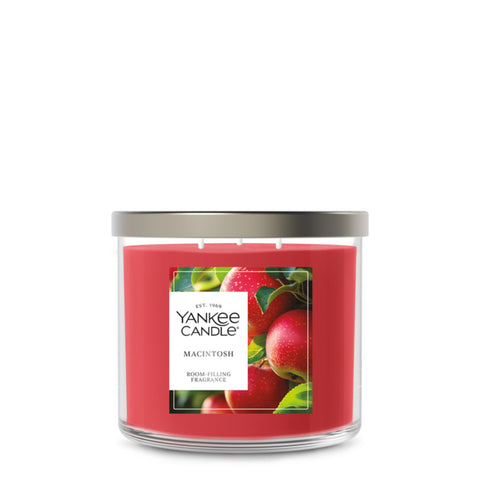 Yankee Candle Macintosh front jar view showing crisp apple scent and attractive labeling