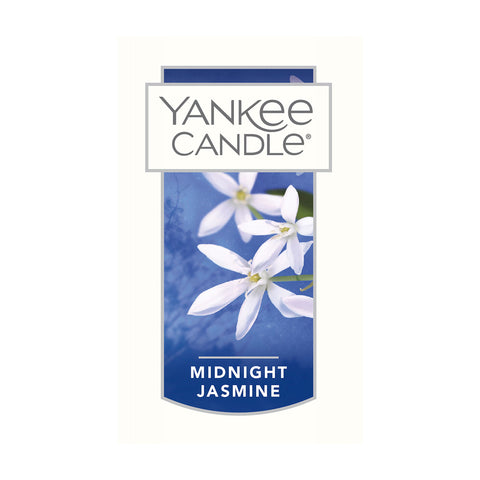 Yankee Candle Midnight Jasmine close-up of wax and natural wick ensuring an even burn