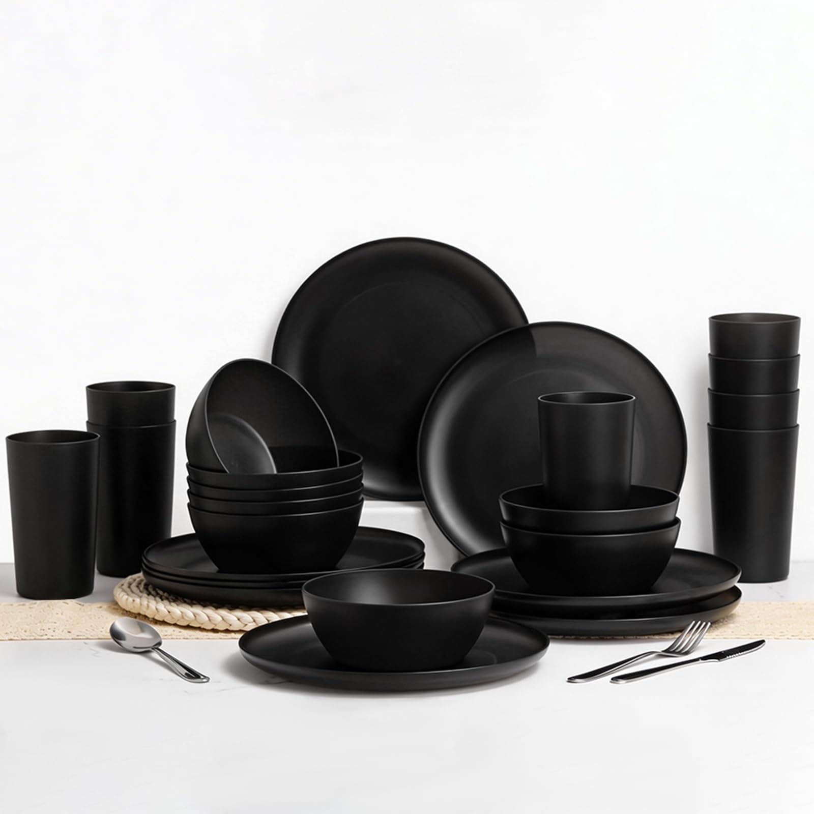 Yarrggu front packaging showing the complete 24-piece set and modern look