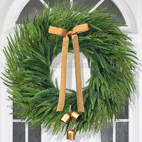Yastouay front view of lit wreath showing inviting entrance